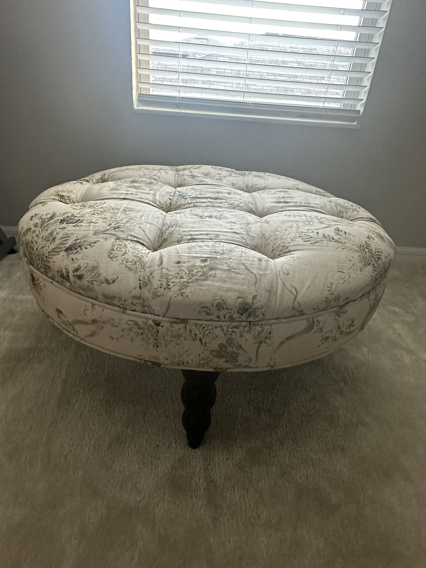ottoman chair