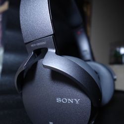 Sony MDR-XB950N1 Extra Bass/Noise Cancelling Headphones