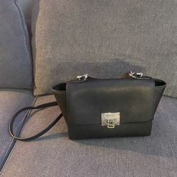 Michael Kors Purse Crossbody/ Handbag