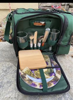 Picnic Time Brand New Tote$45 Unused Open Box Little Slider Broken But Does Not affect Use