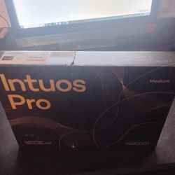 Wacom Intuos Pro Creative Pen Tablet