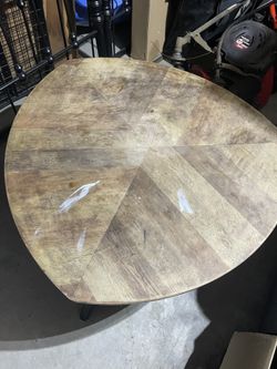 Unique coffee table and end table