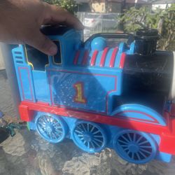 THOMAS THE TRAIN 