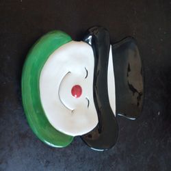 GORGEOUS VTG Mervyn's 9" SNOWMAN Trinket Plate.

Get ready for the holiday season with this gorgeous vintage Mervyn's 9" Snowman Trinket Plate. 