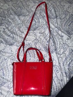 Guess crossbody