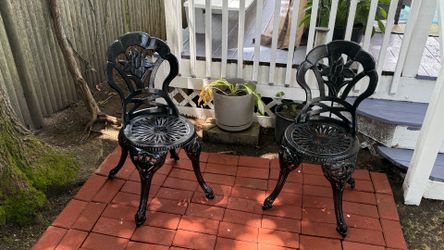 ALUMINUM BISTRO CHAIRS