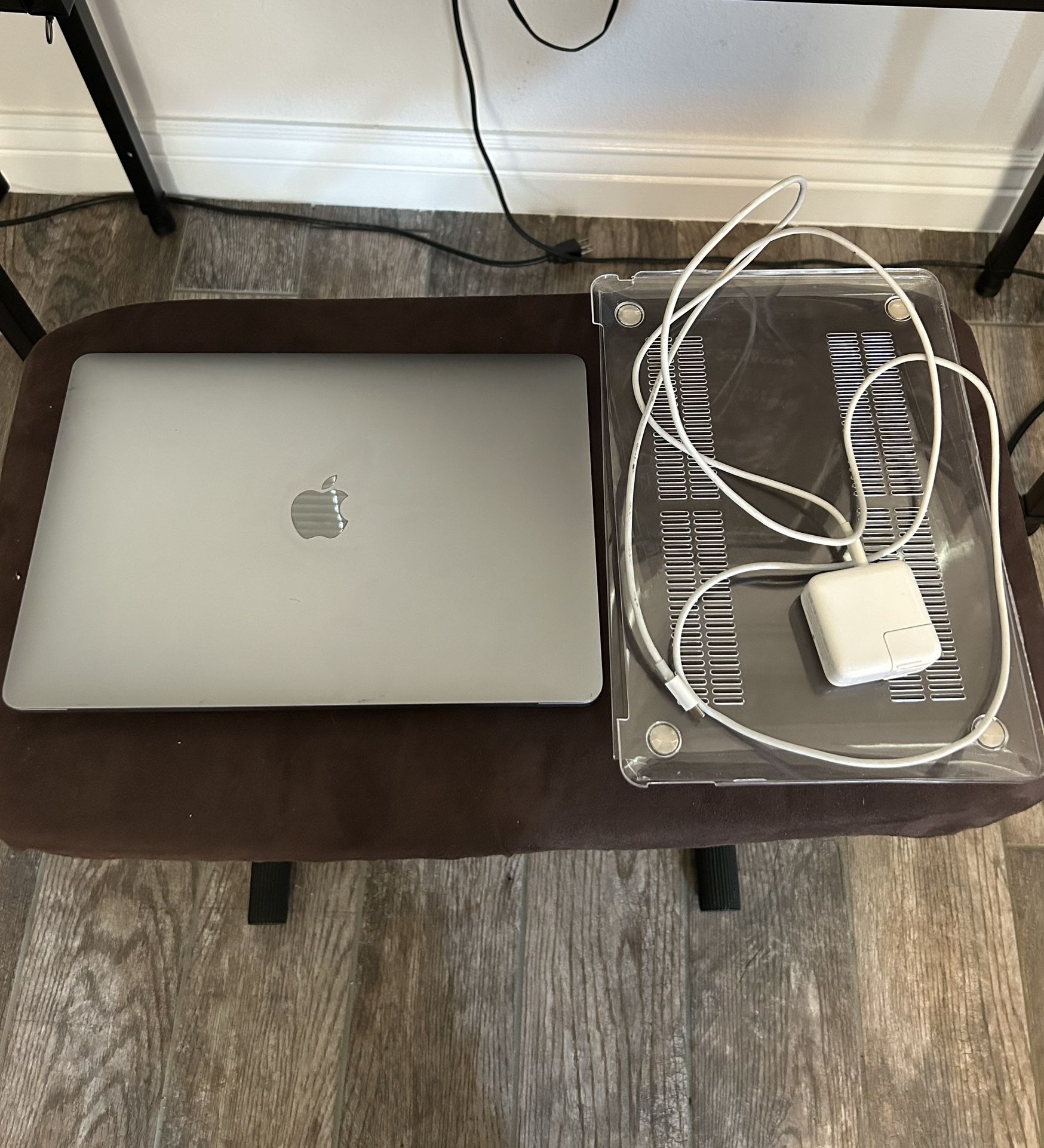 2019 Macbook Air with case and charger