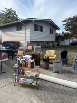 Garage Sale Fri-Sun (9/11-9/13)