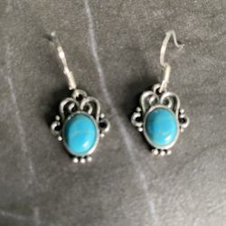 Cute Oval Shaped Vintage Turquoise Earrings 