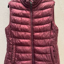 Women’s Size Large Winter Puffer Vest