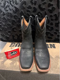 Justin cowboy boots