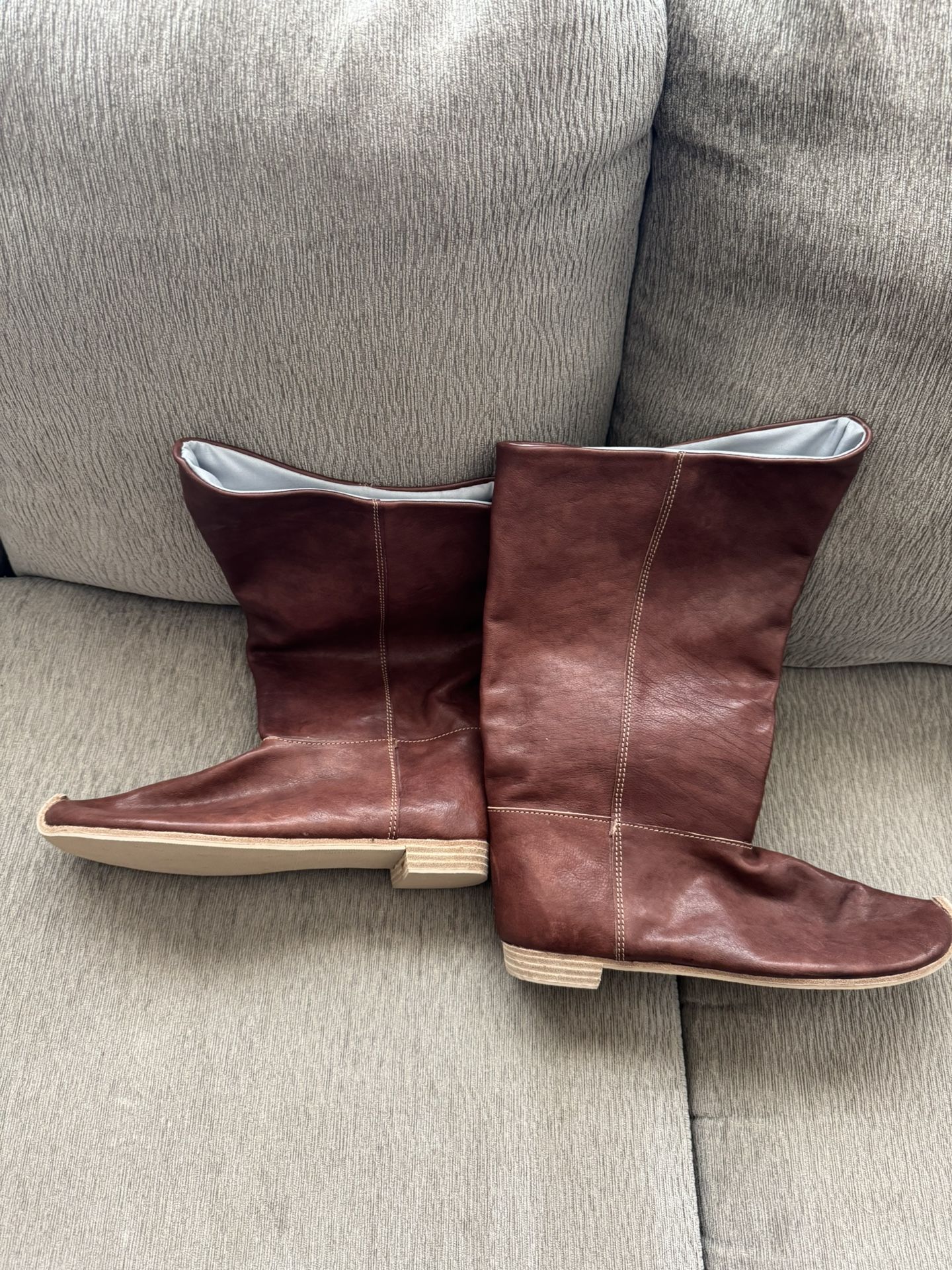 Handmade Leather Pointed Toe Boots