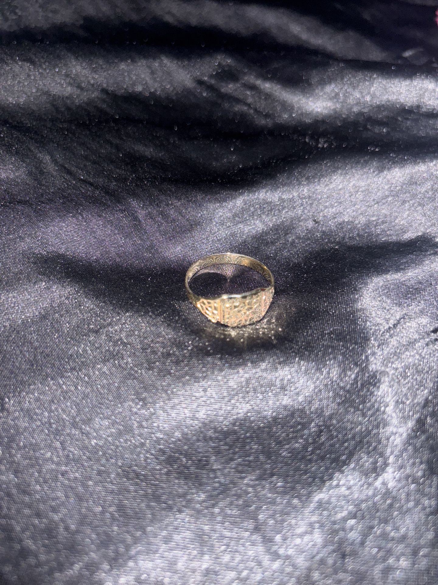 GOLD NUGGET RING!!!!!!!