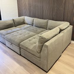 Modular Sectional Couch 