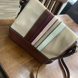 Women’s London Fog Small Purse 