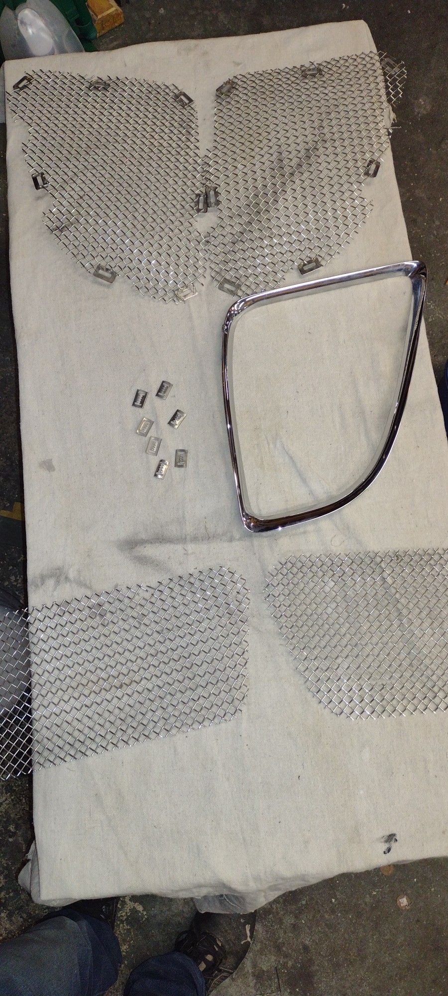 08 Pontiac G6 GXP Front Upper And Lower grille's and Trim ring