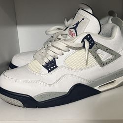 Jordan 4 Midnight 