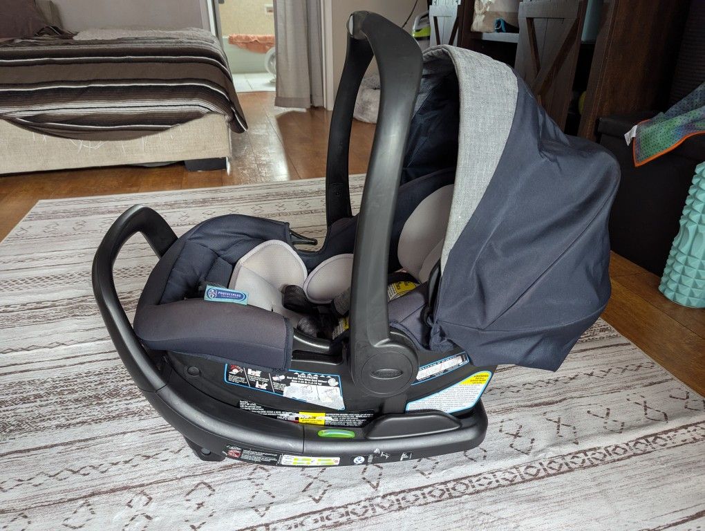 Graco Snugfit 35 LX