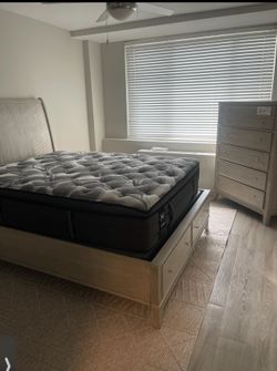 Queen size Bedroom set ( including dresser)& mattress . Light grey