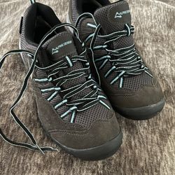 WATERPROOF TRAIL SHOES ALPINE DESIGN