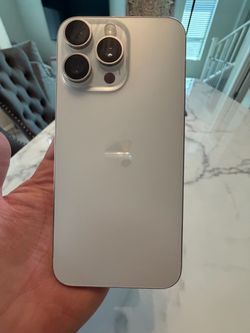 iPhone 15 pro max 256gb unlocked like new