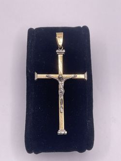 Two tone gold cross