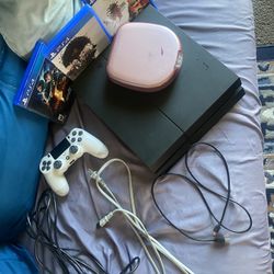 PS4 + More 