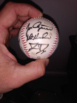 David Justice Autographed Baseball And Other Braves Players 1995 Team