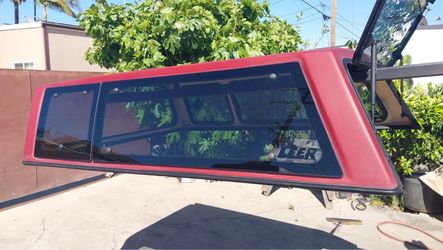 Nissan hardbody camper Shell