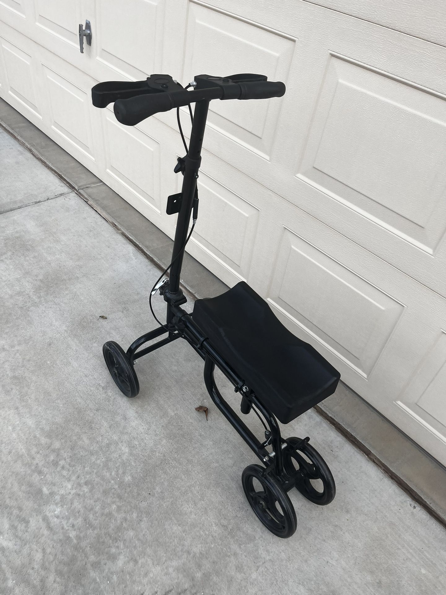 Knee Scooter