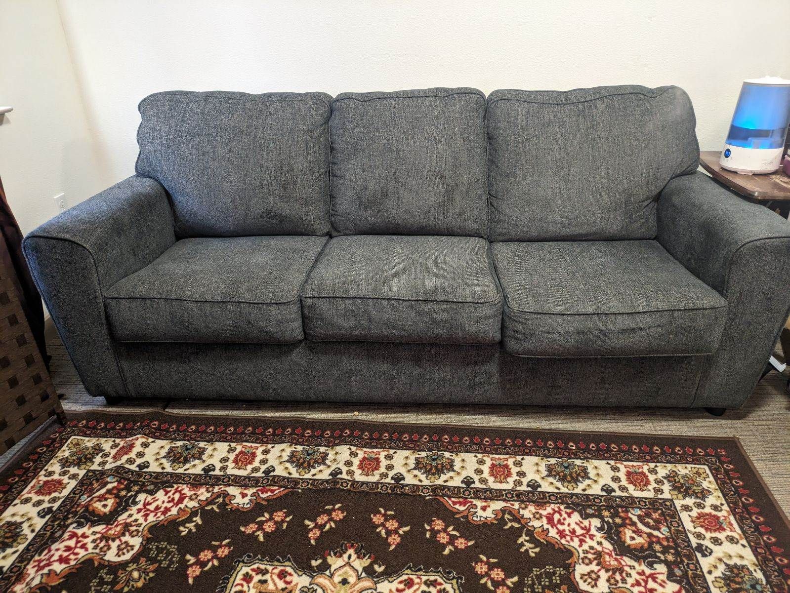 Comfy Couch Great Condition OBO