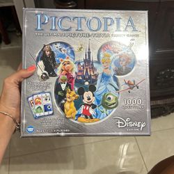 Pictopia Disney board game