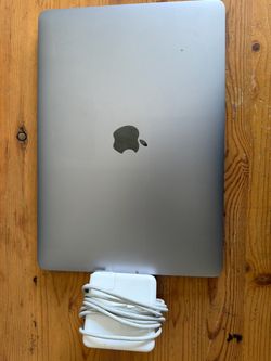 2019 MacBook Pro 13" | 16GB RAM | i5 | Original Apple Charger | Excellent Condition