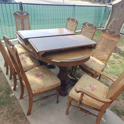 Vintage Wood Dining Table + 2 Leafs &
+ 8 Cane Back Chairs