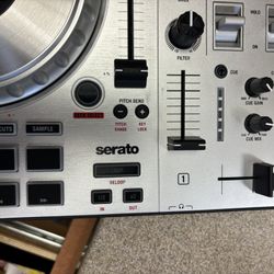 Numark Mixer 