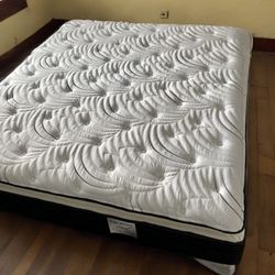 King Size Mattress Pillow Top 14” Inches  Excellent Comfort Also Available: Twin, Full, And Queen New From Factory With Its Plastic Same Day Delivery 