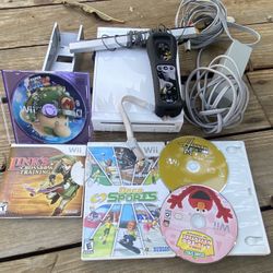 Nintendo Wii Bundle 