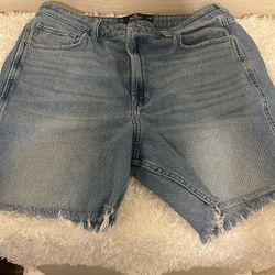 Woman Shorts