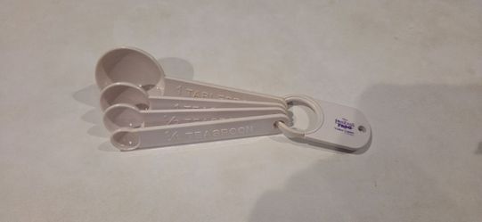 Disney Princess and the Frog video game measuring spoons