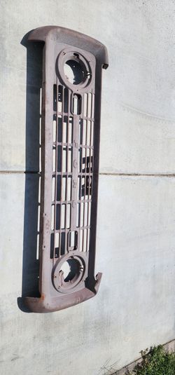 Early Bronco Parts 66-77 Grille