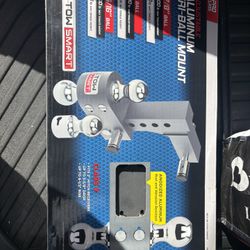 Towing Hitch / Ball Brand Tow Smart