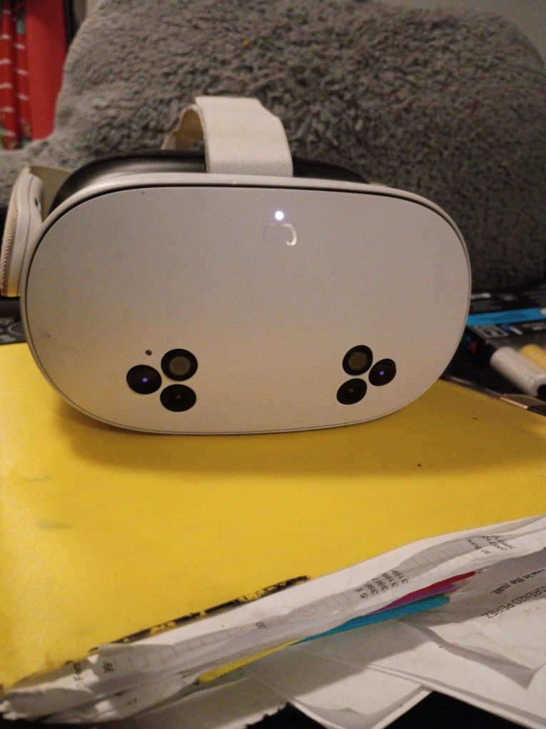 ๐ Meta Quest 3S 128GB VR Headset โ Like-New, Controller-Free Adventure! ๐ฎโ
Price: $150 OBO