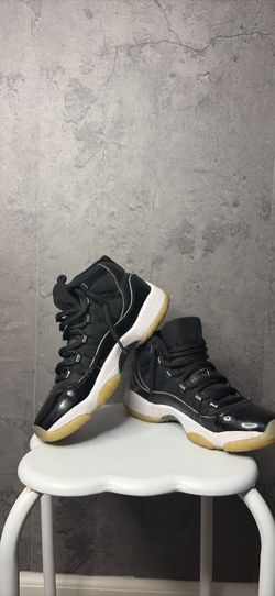 Jordan 11 Jubilee Black Retro 4.5Y