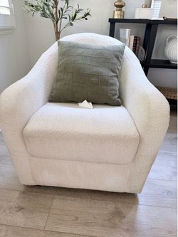 Accent chairs