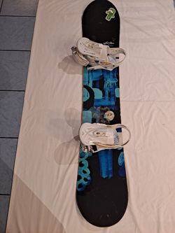 Burton Citizen Snowboard (58") & Bindings)8.5