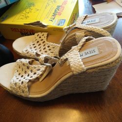 Steve Madden Wedges Size 10