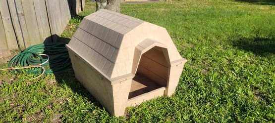 Large Ruff Hauz Dog House