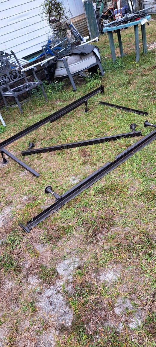 Bed frame. Fully adjustable