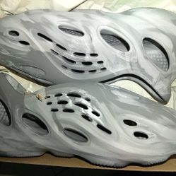 Yeezy Foam Runner Mx Granite Size 14