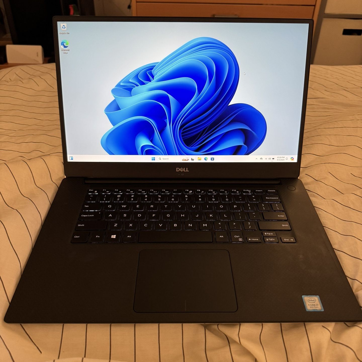 Dell XPS 15 9570 15.6” WLCD Display Intel i7-8750H 2.2GHz 16GB RAM 512GB SSD Windows 11 Pro Nvidia GTX 1050 Ti